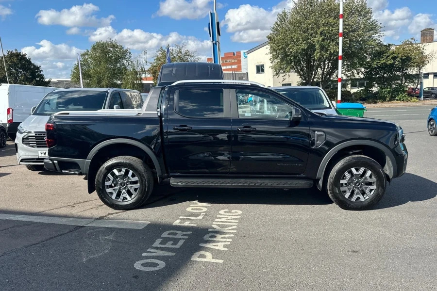 Ford Ranger Ranger P703 Wildtrak Double Cab 2.3L Ecoboost 281P Black #3