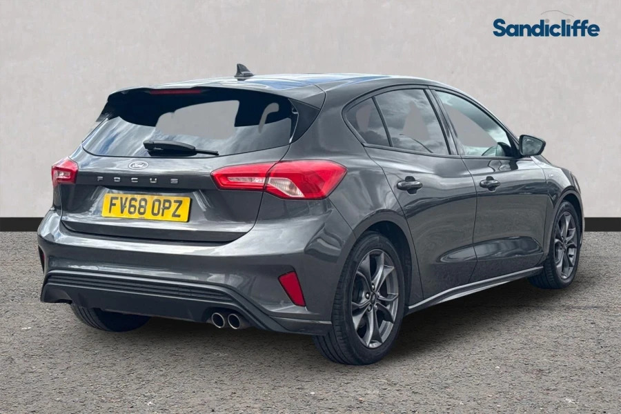 Ford Focus Focus 1.0 L Ecoboost St-line 6Spd 125Ps FV68OPZ Grey #4