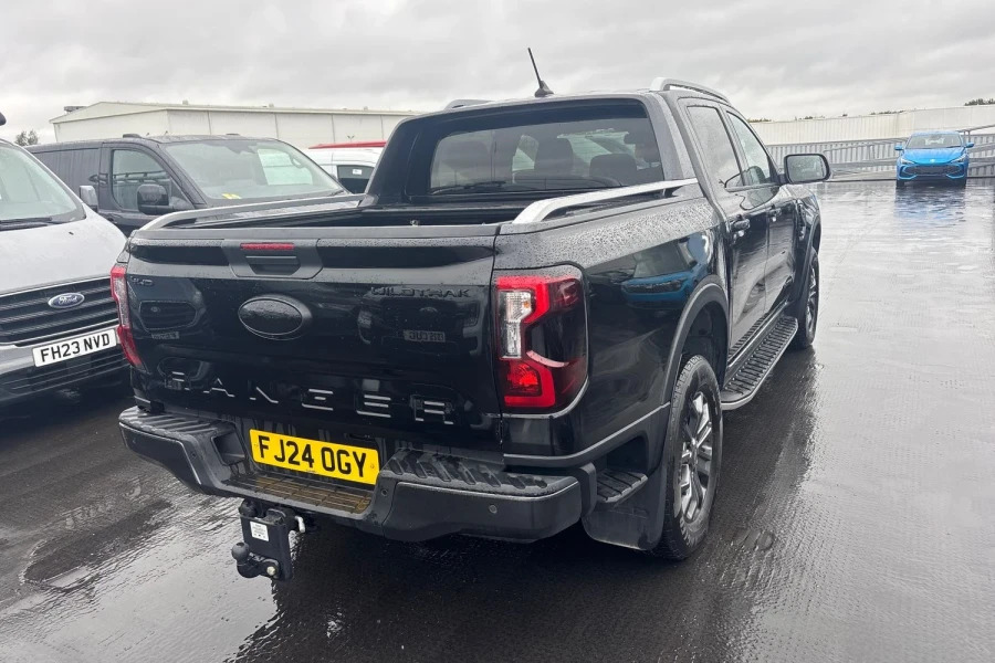 Ford Ranger Ranger P703 Wildtrak Double Cab 3.0L Ecoblue V6 24 FJ24OGY Black #6