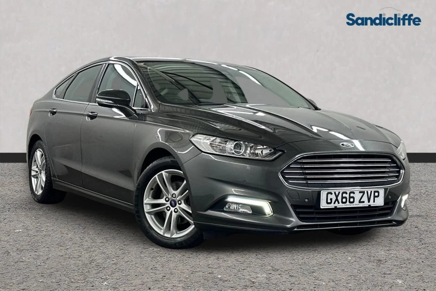 Ford Mondeo Mondeo 1.5 Zetec Edition 6Spd 160Ps Grey