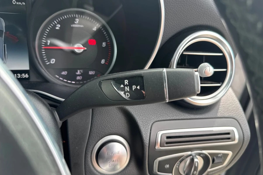 Mercedes-Benz GLC Class 2018 18 2.1 #33
