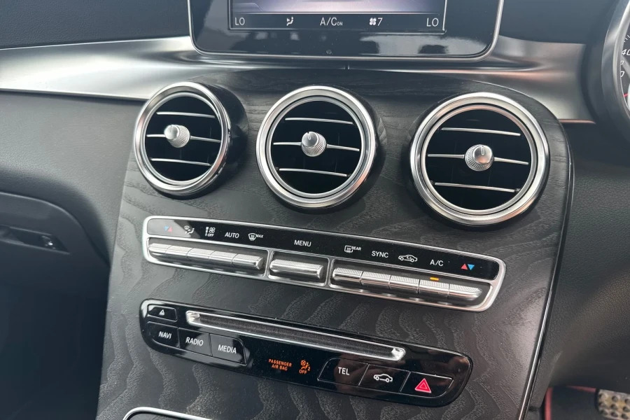 Mercedes-Benz GLC Class 2018 18 2.1 #28