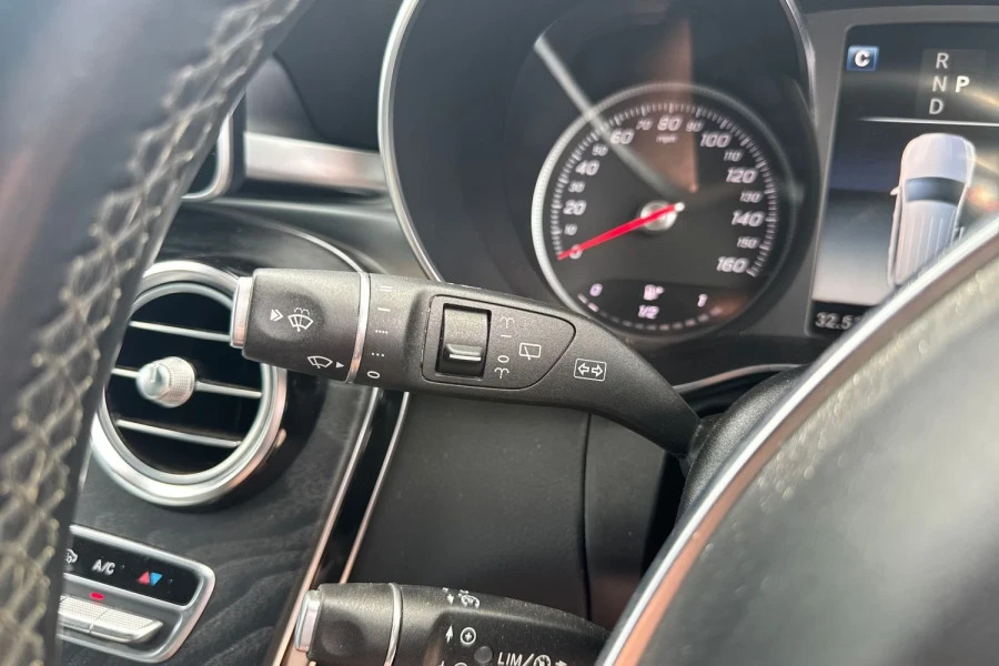Mercedes-Benz GLC Class 2018 18 2.1 #34