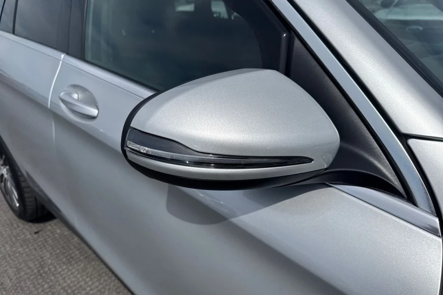 Mercedes-Benz GLC Class 2018 18 2.1 #39