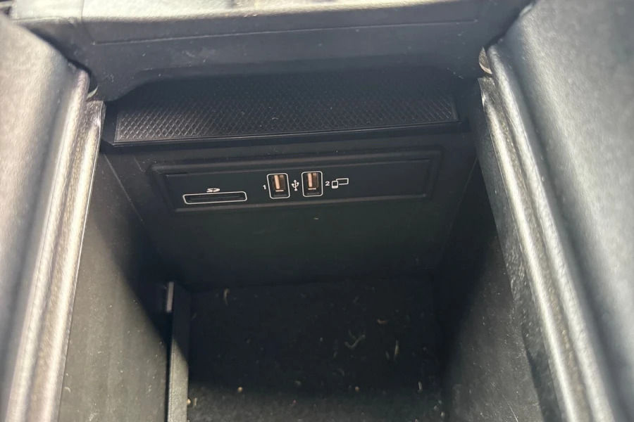 Mercedes-Benz GLC Class 2018 18 2.1 #36