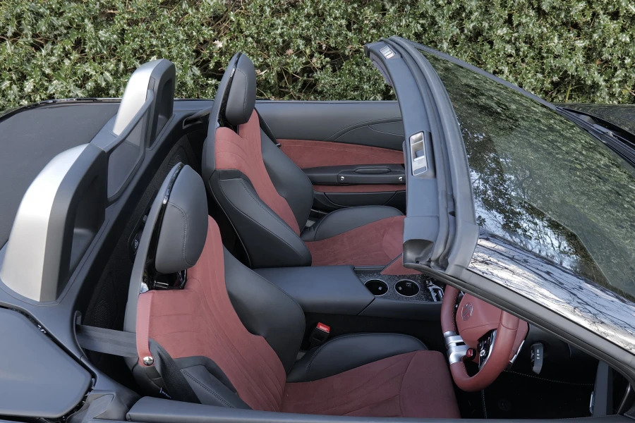 MG Cyberster 77Kwh Trophy Red #9