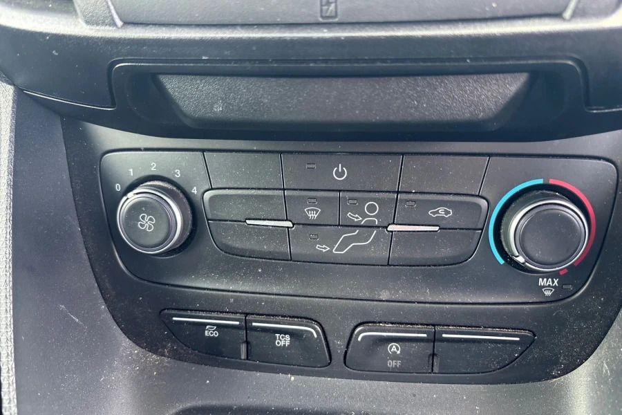 Ford Transit Connect Mpv White #12