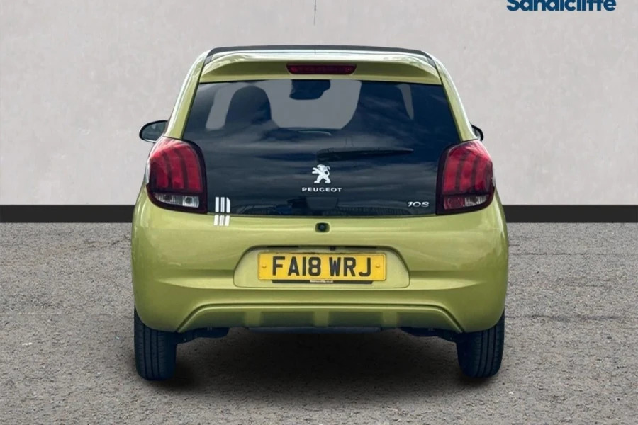 Peugeot 108 108 1.0 72 Collection Hatchback Green #5