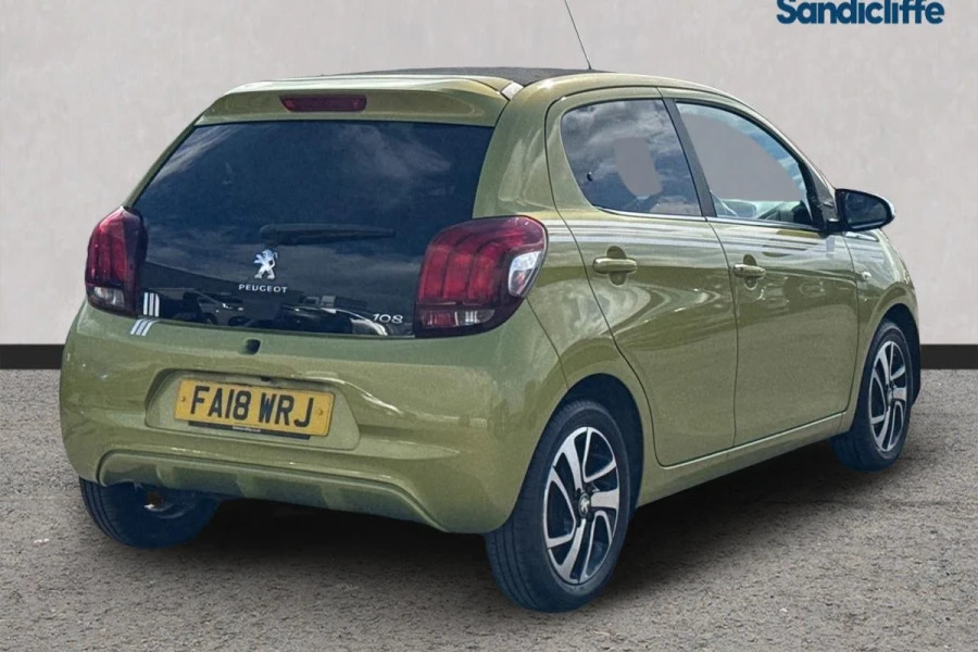 Peugeot 108 108 1.0 72 Collection Hatchback Green #4