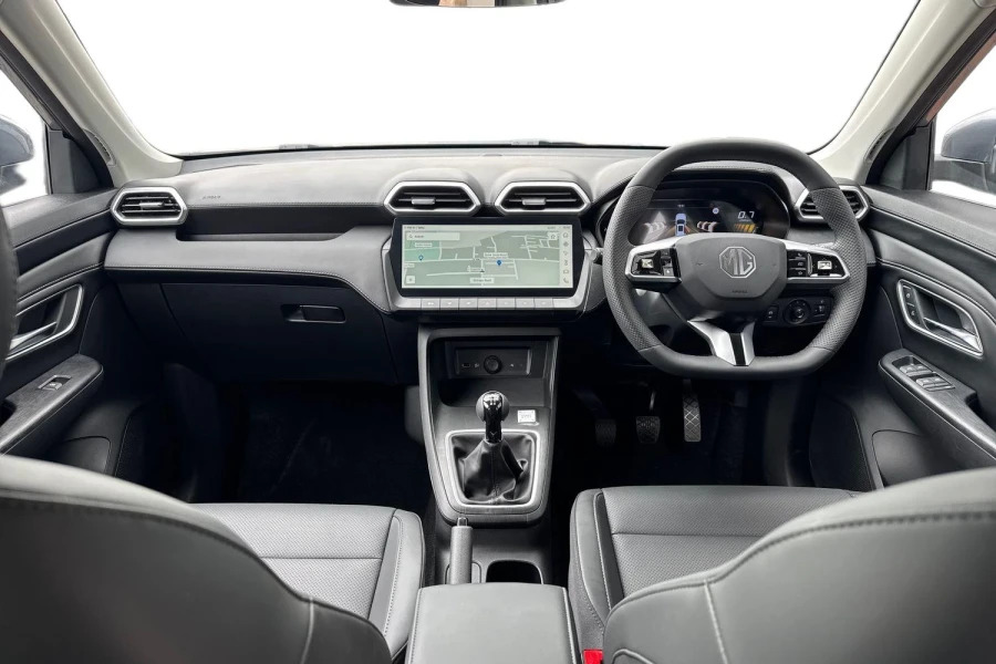 MG ZS 1.5 Se White #11