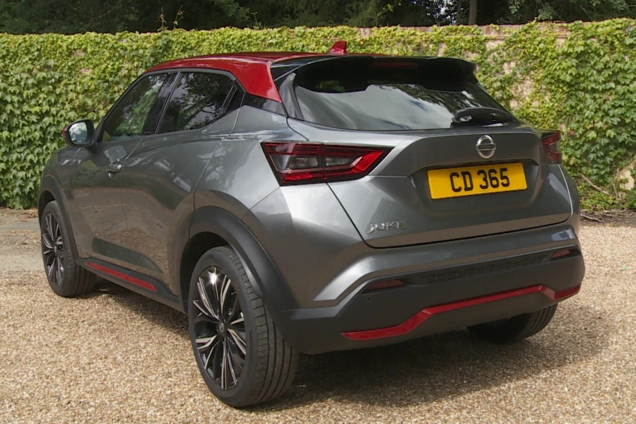 Nissan Juke Juke 1.6 Hybrid N-connecta Hatchback Blue #2