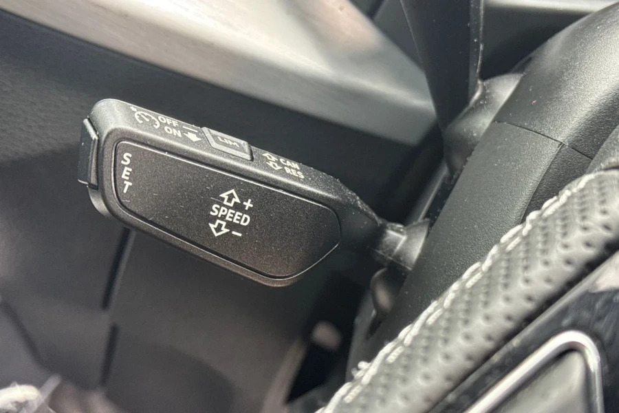 Audi Q2 30 Tfsi S Line 2023 White #47