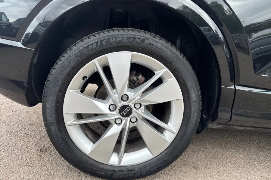 Audi Q2 30 Tfsi S Line 2023 White #9