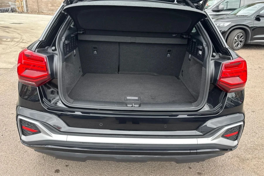 Audi Q2 30 Tfsi S Line 2023 White #40