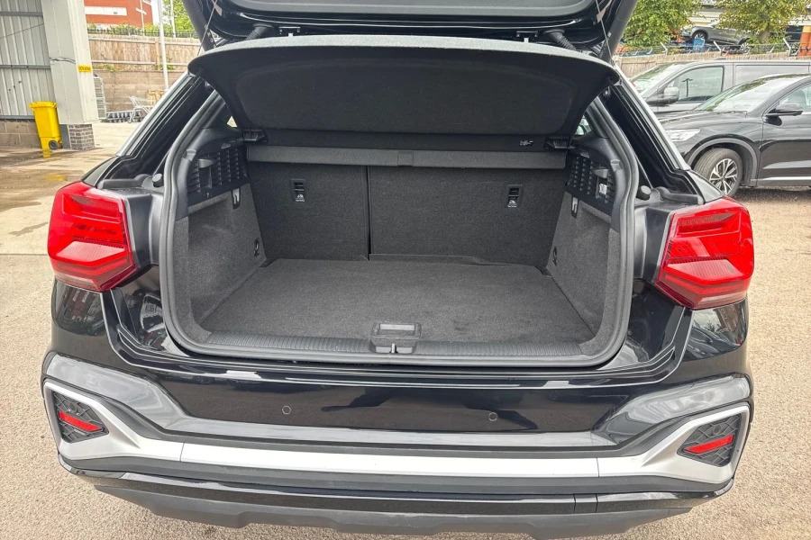 Audi Q2 30 Tfsi S Line 2023 White #16