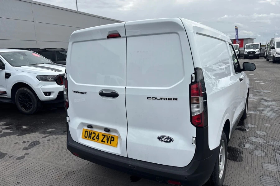 Ford Transit Courier Transit Courier Leader Van 1.0L Ecoboost 100Ps Fwd White #4