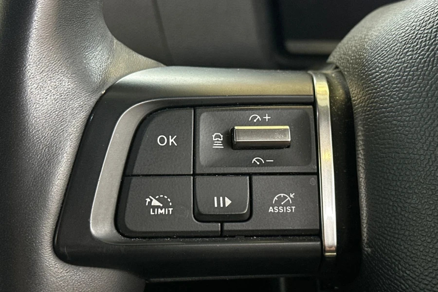 Citroen e-C4 50Kwh Sense Plus Hatchback 11Kw Brown #23