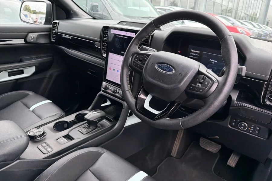 Ford Ranger Pick Up Dcab Wildtrak 2.3 Ecoboost Phev 281 Red #4