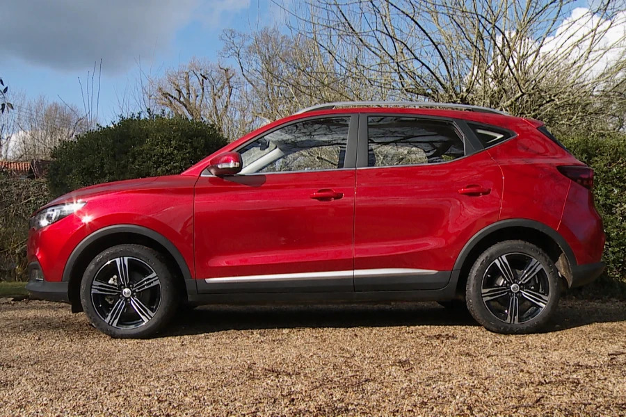 MG ZS 130Kw Trophy Connect Ev 51Kwh Black #1