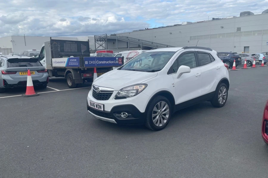 Vauxhall Mokka Mokka 1.6 Cdti Se Hatchback White #5
