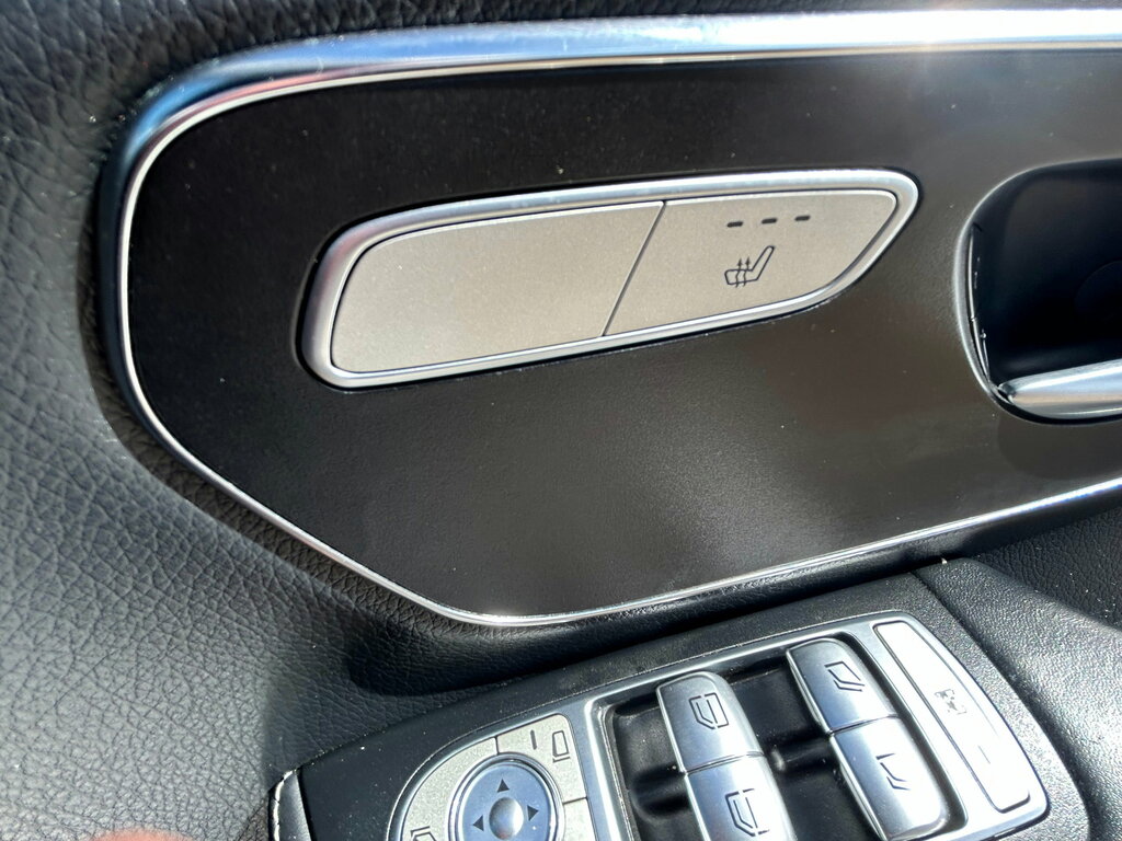 Mercedes-Benz V Class Mpv Silver #18