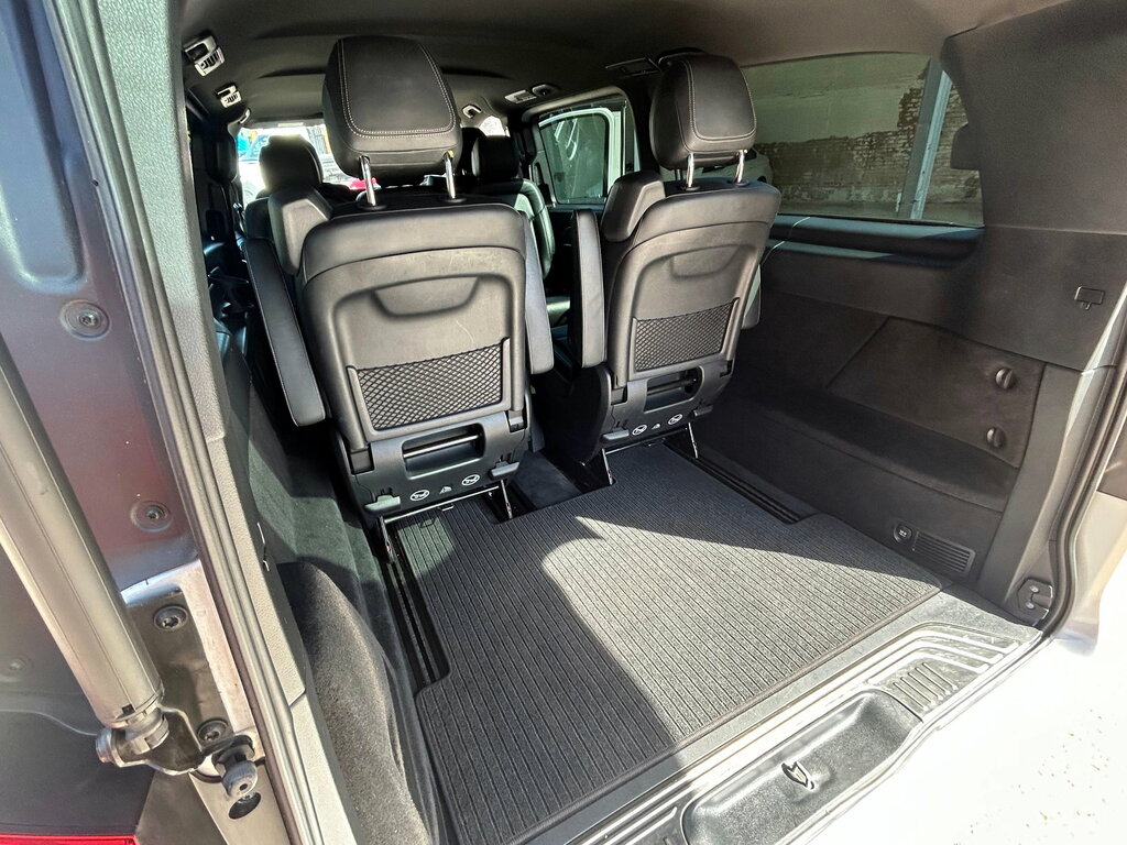 Mercedes-Benz V Class Mpv Silver #24