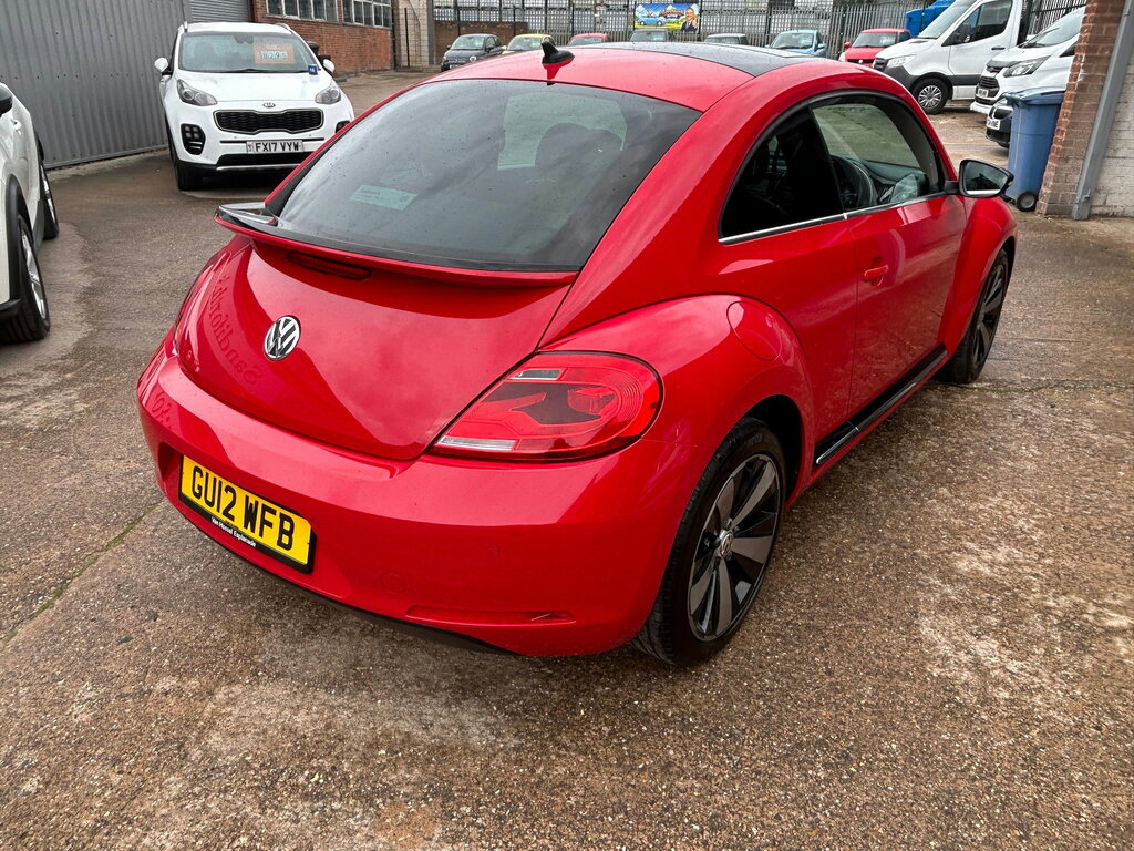 Volkswagen Beetle Hatchback Red #8