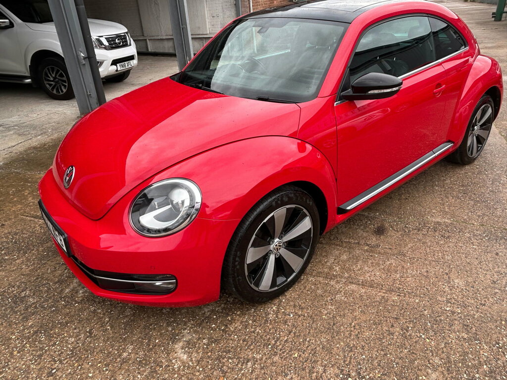 Volkswagen Beetle Hatchback Red #14
