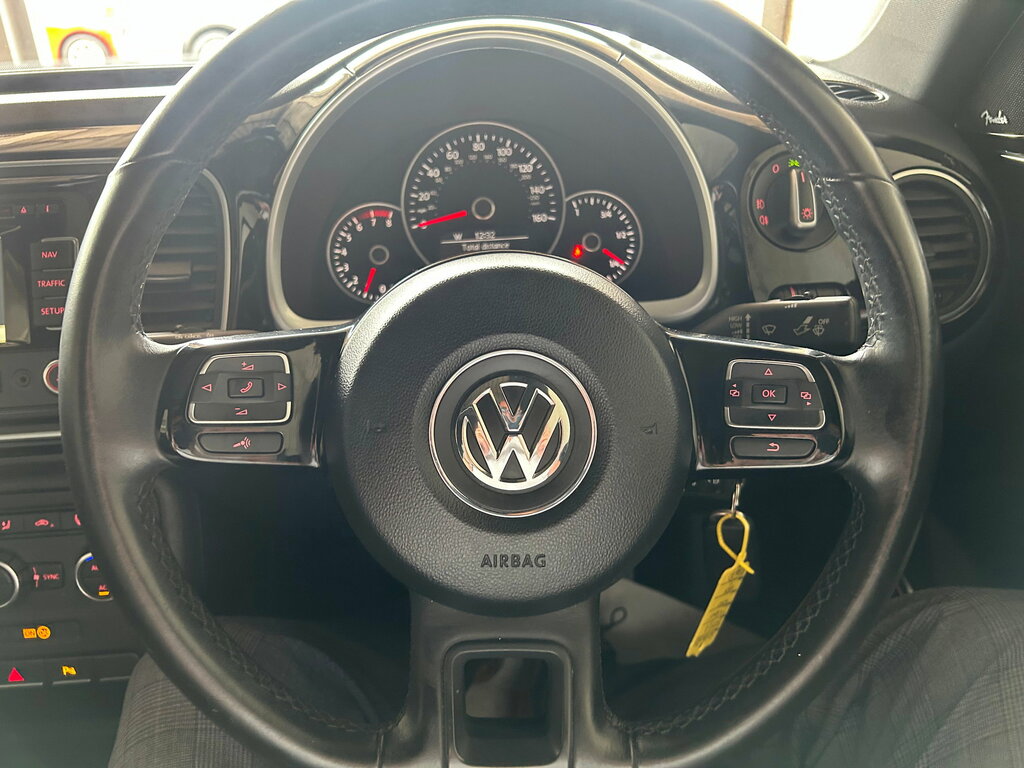 Volkswagen Beetle Hatchback Red #23