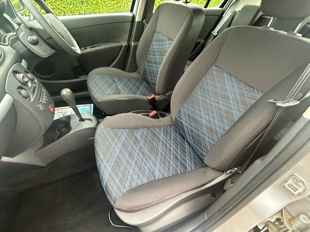 Renault Clio 1.5L 1.5 Dci Dynamique Black #44