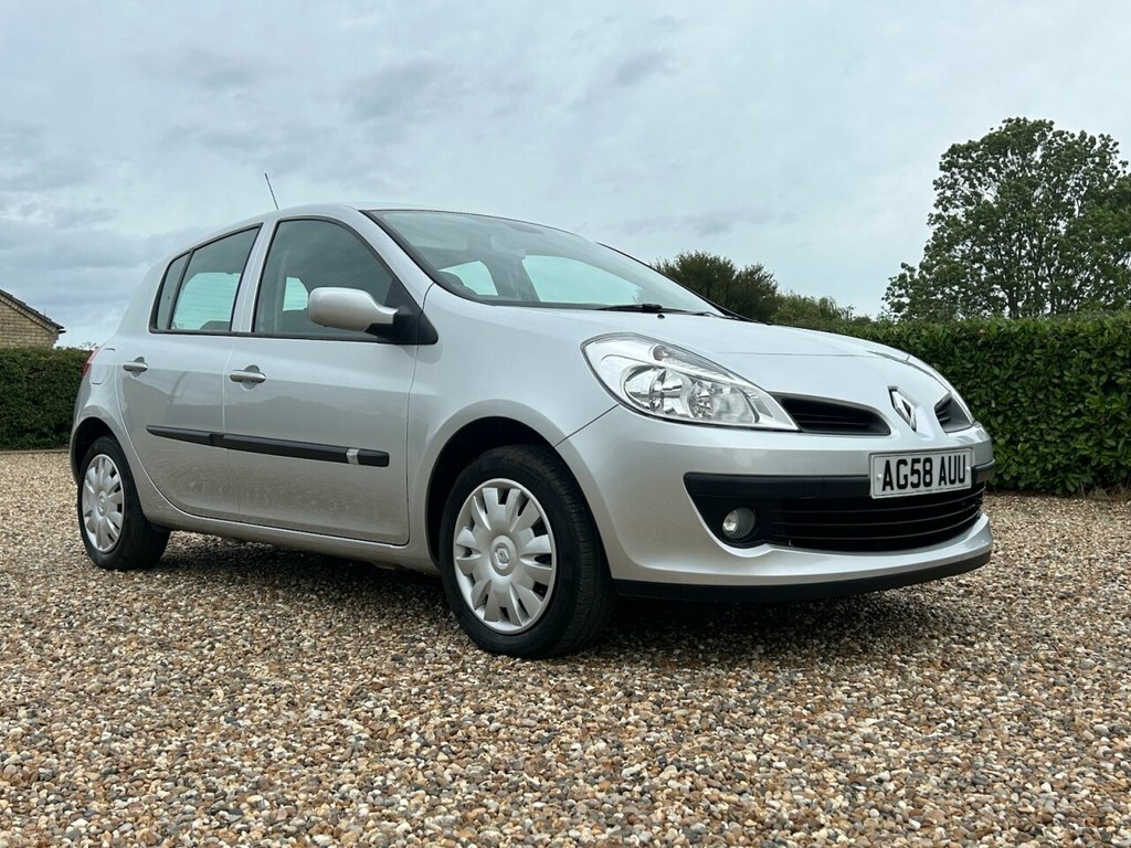 Renault Clio 1.5L 1.5 Dci Dynamique Black #3