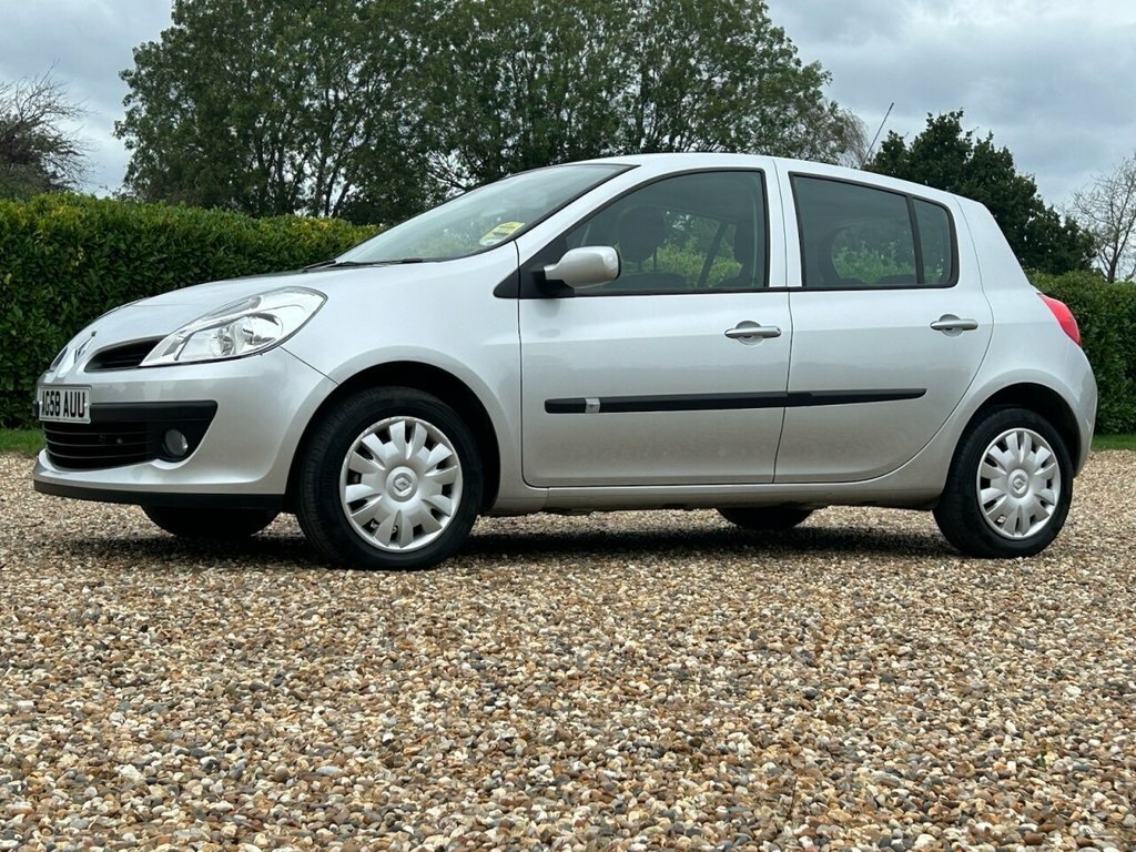 Renault Clio 1.5L 1.5 Dci Dynamique Black #11