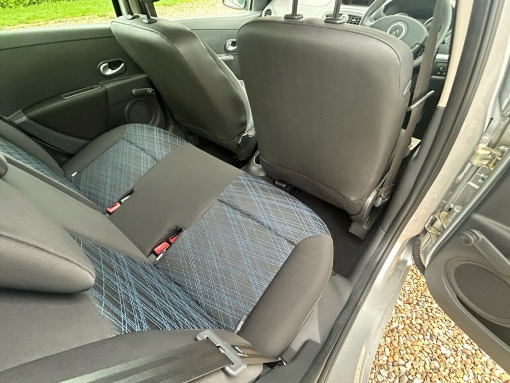 Renault Clio 1.5L 1.5 Dci Dynamique Black #35