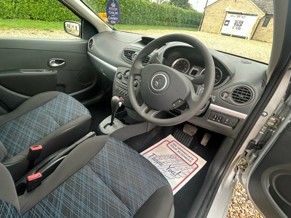 Renault Clio 1.5L 1.5 Dci Dynamique Black #31