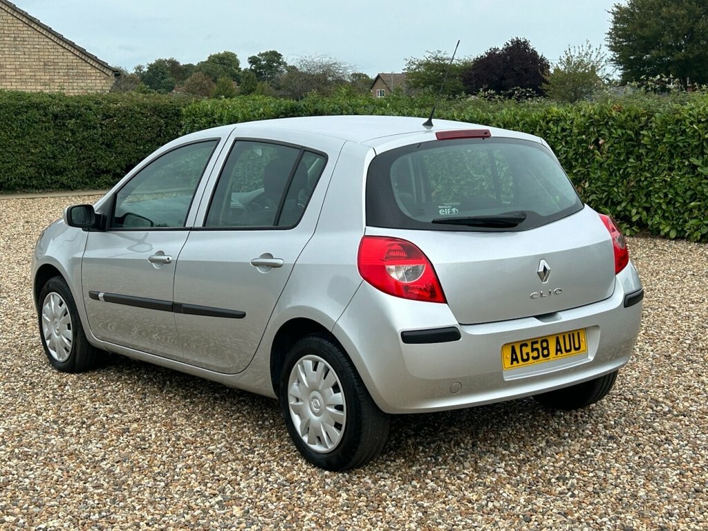 Renault Clio 1.5L 1.5 Dci Dynamique Black #57