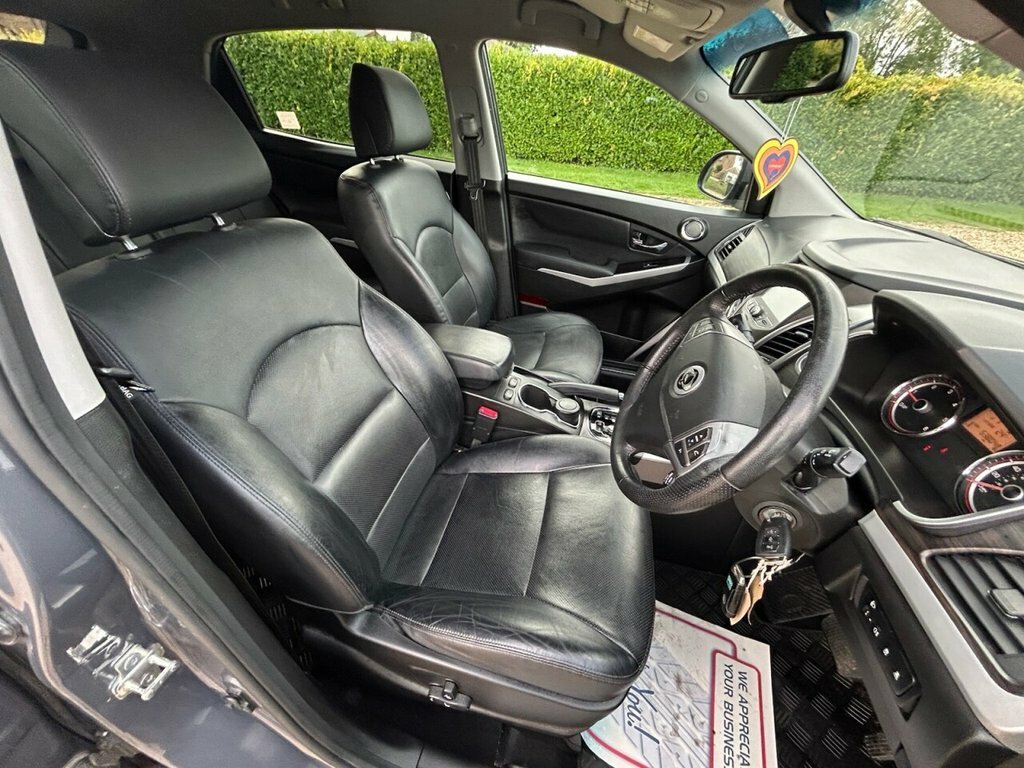 SsangYong Korando Elx White #26