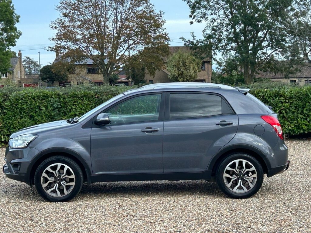 SsangYong Korando Elx White #54