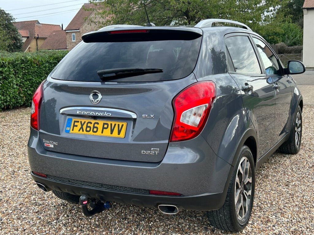 SsangYong Korando Elx White #5