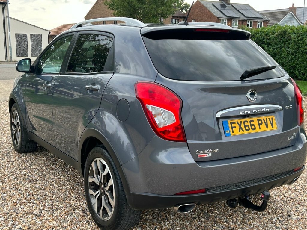 SsangYong Korando Elx White #7