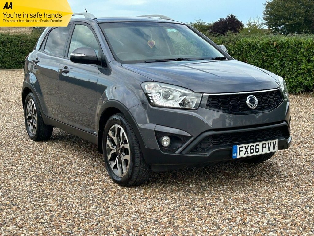 SsangYong Korando Elx White #1