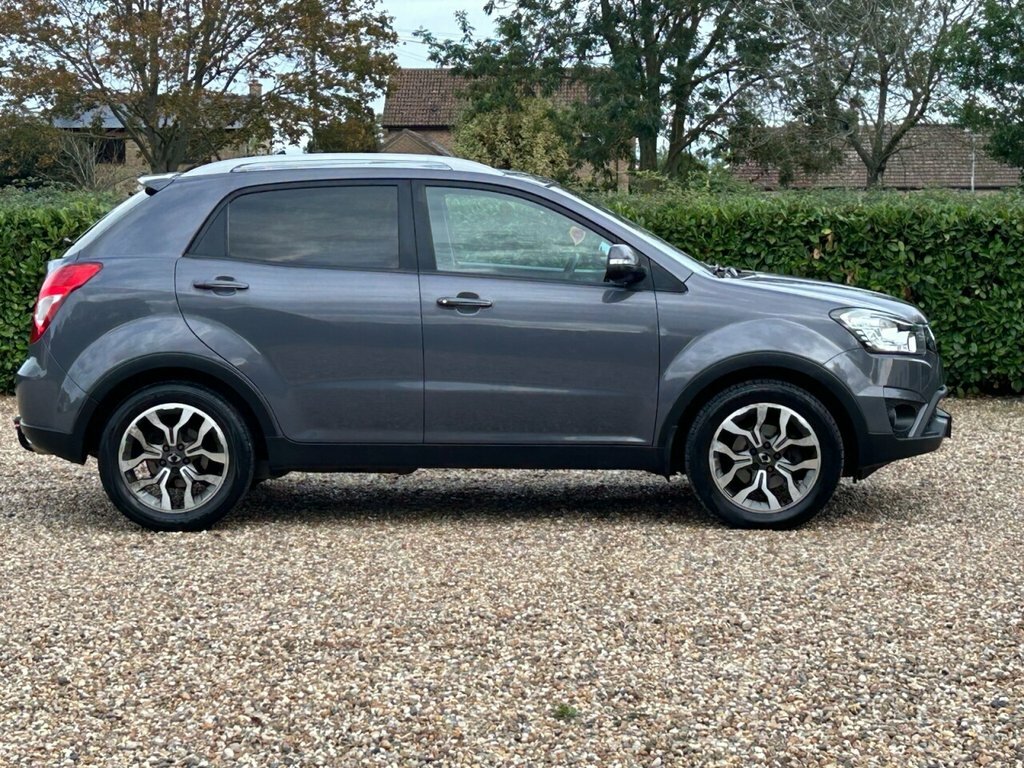 SsangYong Korando Elx White #14