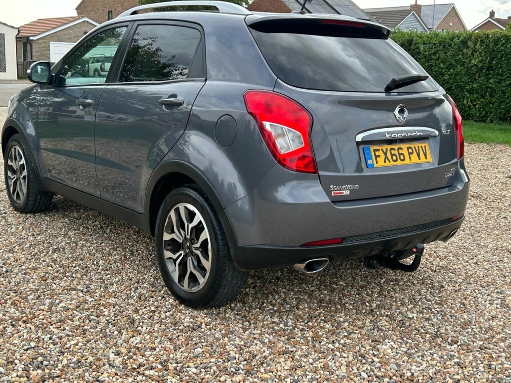 SsangYong Korando Elx White #9
