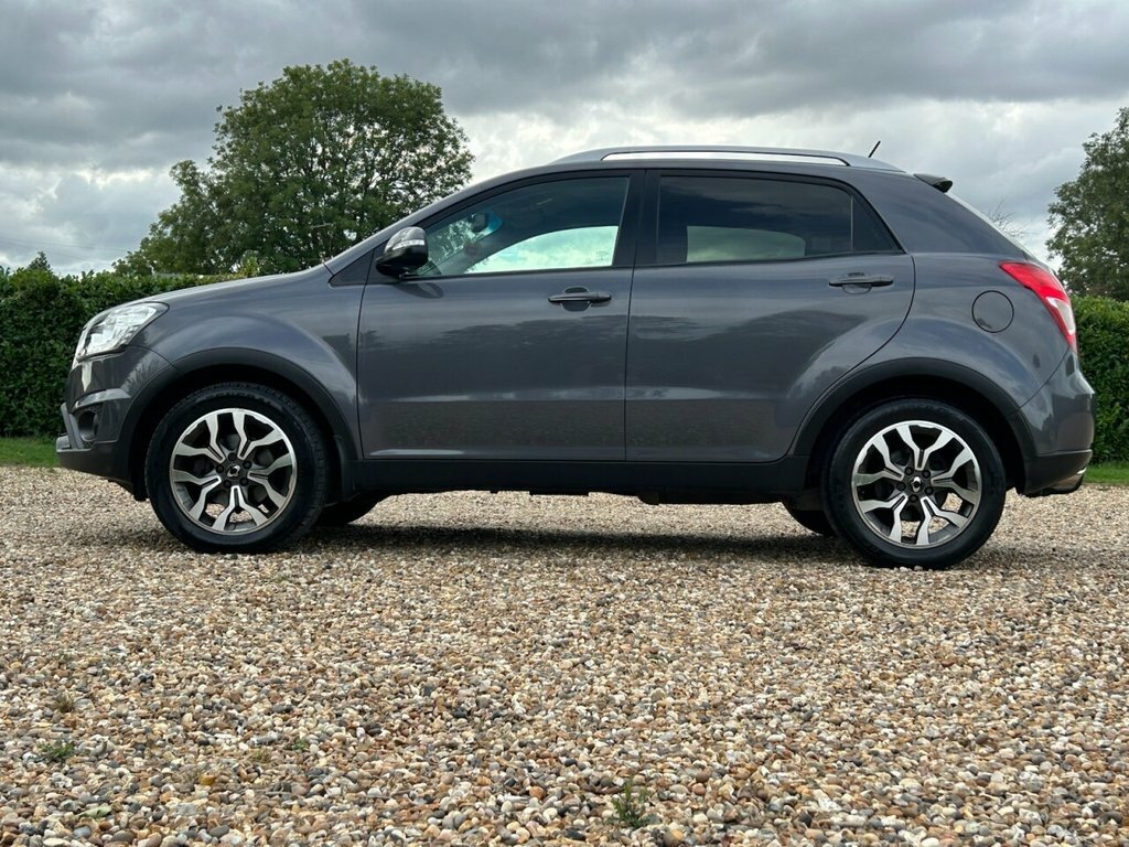 SsangYong Korando Elx White #8