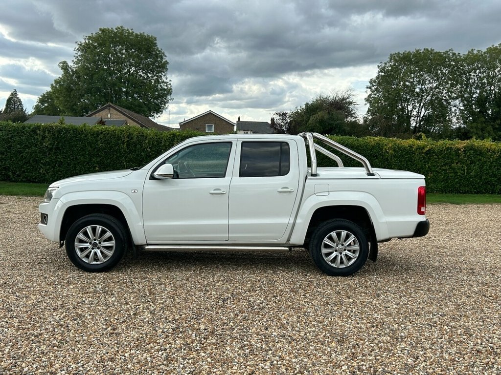 Volkswagen Amarok Hatchback Brown #12