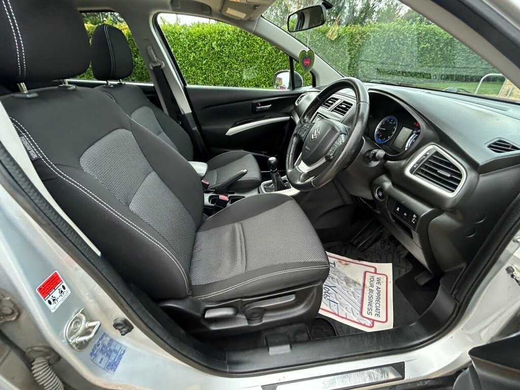 Suzuki SX4 S Cross Hatchback Silver #27