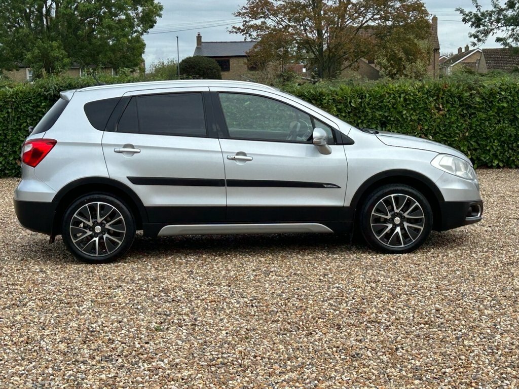 Suzuki SX4 S Cross Hatchback Silver #15
