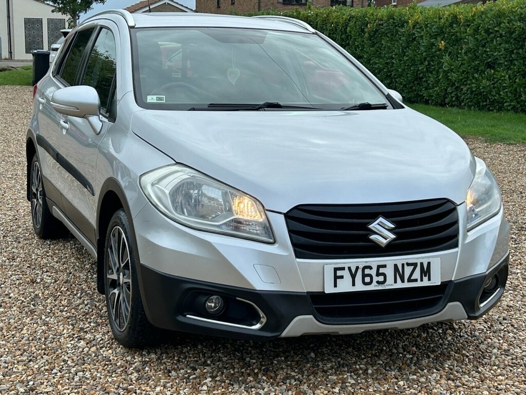 Suzuki SX4 S Cross Hatchback Silver #45