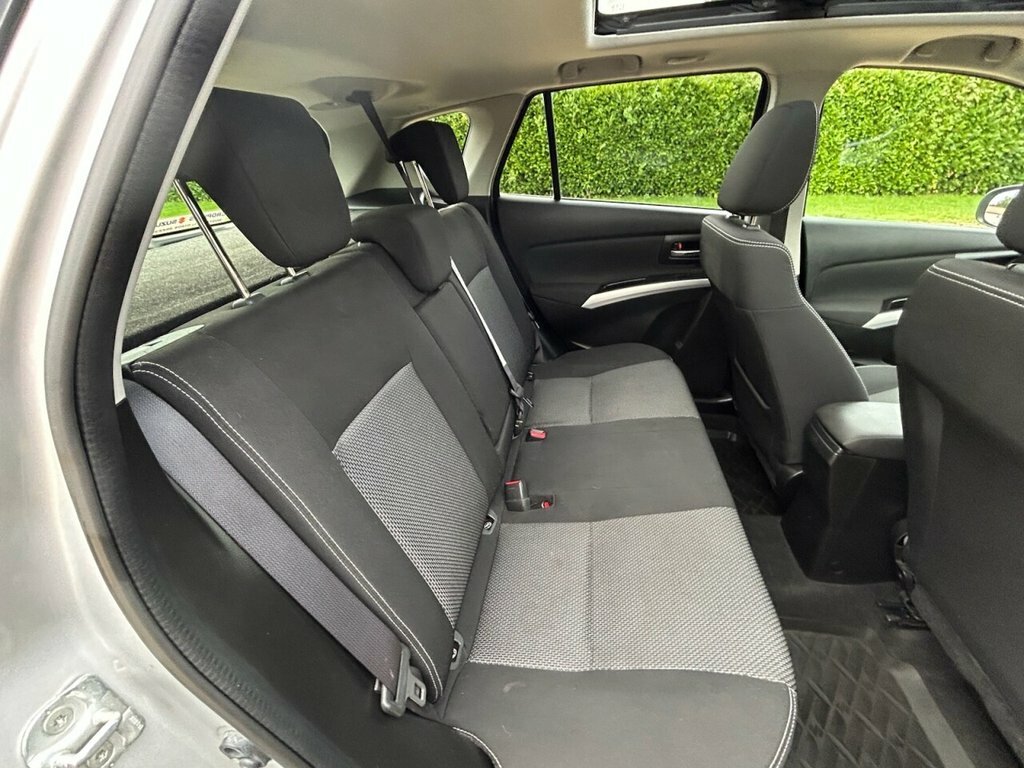 Suzuki SX4 S Cross Hatchback Silver #31