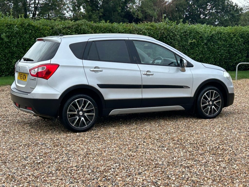 Suzuki SX4 S Cross Hatchback Silver #52