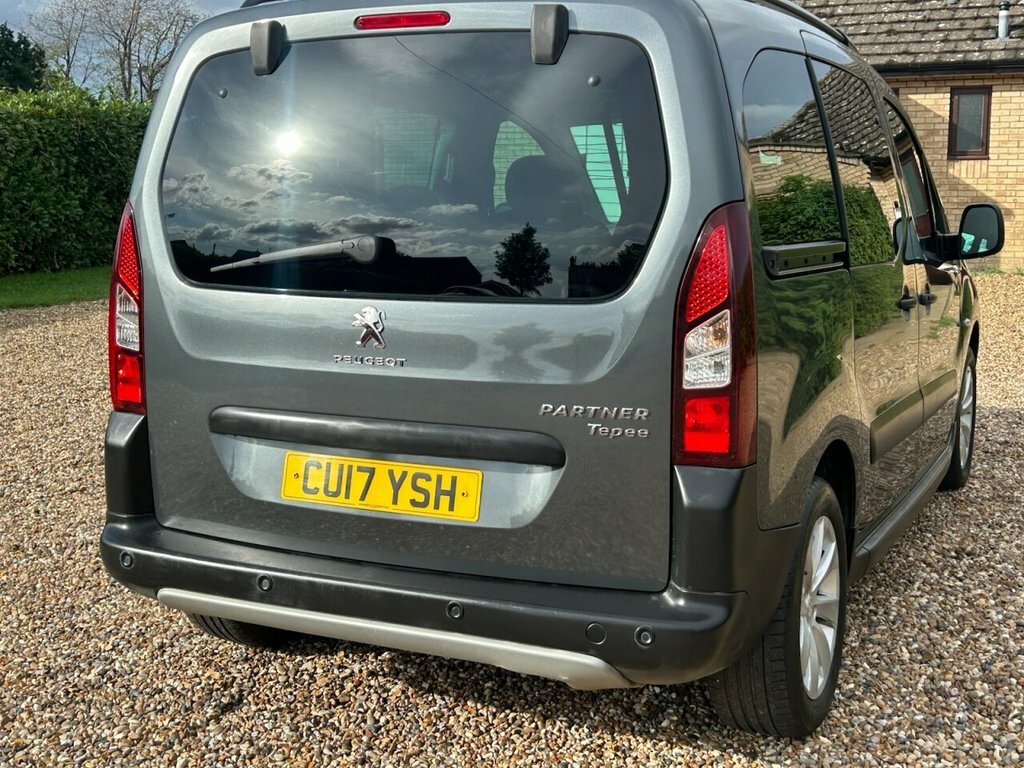 Peugeot Partner Tepee Blue Hdi Ss Tepee Active White #63
